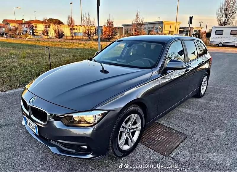 Usata BMW 318 Advantage 150 CV (110 kW) 2015 Grigio Berlina