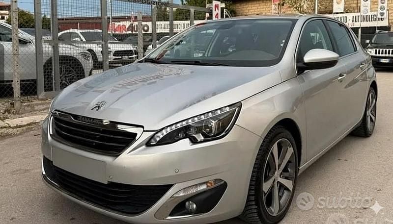 Usata Peugeot 308 GT-line 120 CV (88 kW) 2016 Grigio Berlina