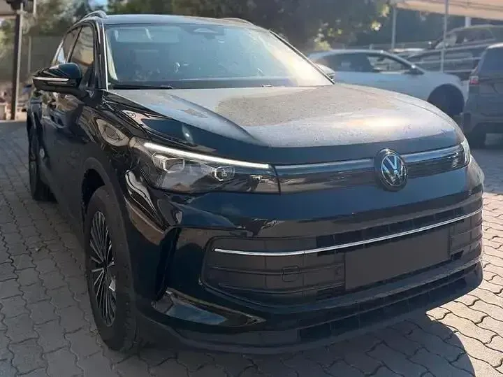Nuova VW Tiguan Edition 130 CV (95 kW) 2026 Nero SUV