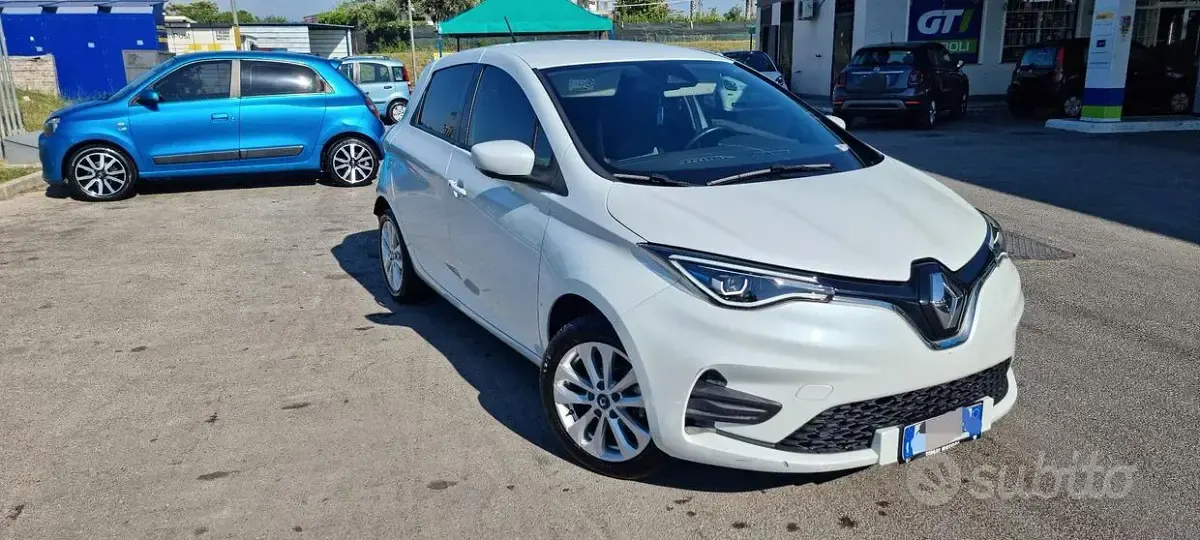Usata Renault Zoe Zen 50 kW (69 CV) 2020 Bianco Utilitaria