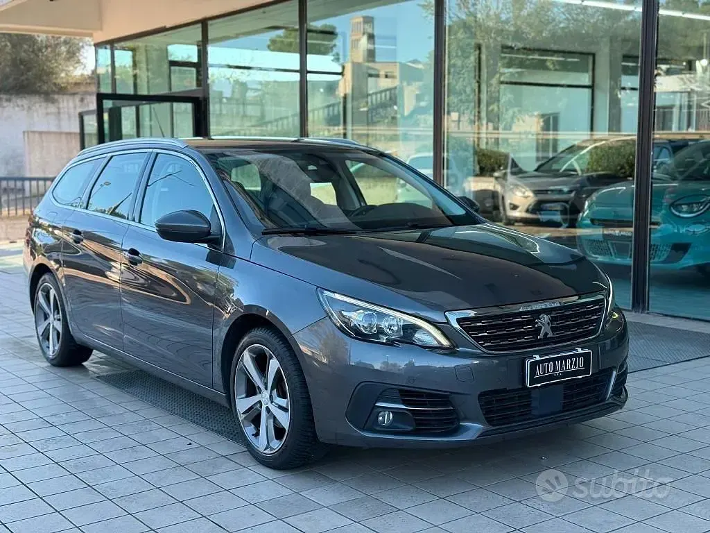 Usata Peugeot 308 SW 131 CV (96 kW) 2019 Marrone Station wagon
