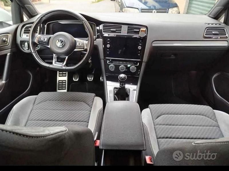 Usata VW Golf VII R-line 115 CV (84 kW) 2019 Bianco Berlina