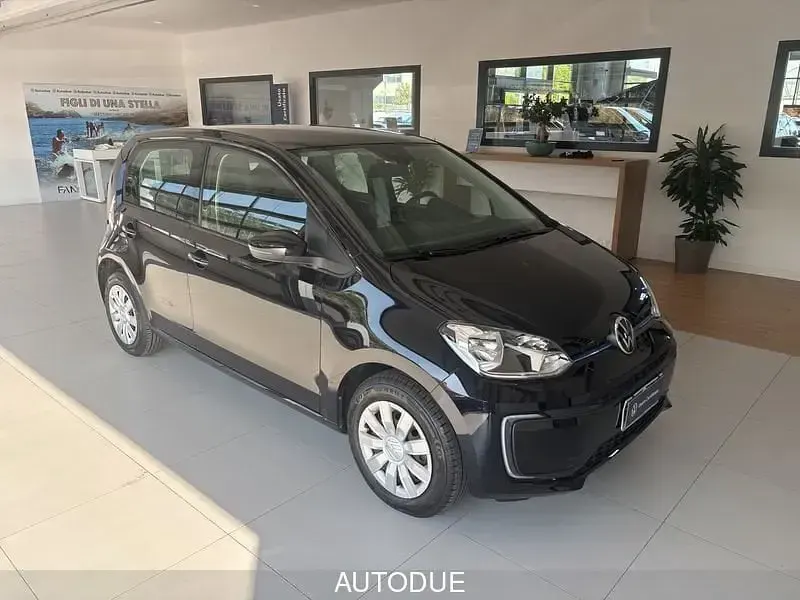 Usata VW e-up! 61 kW (83 CV) 2021 Nero Utilitaria
