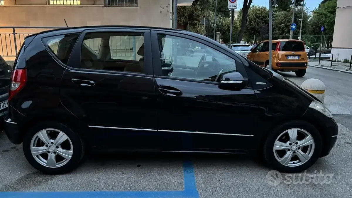 Usata Mercedes A180 Avantgarde Edition 109 CV (80 kW) 2009 Nero Berlina