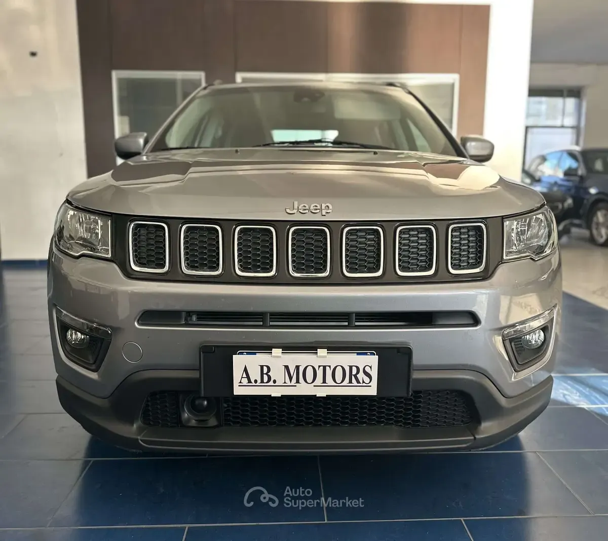 Usata Jeep Compass 120 CV (88 kW) 2019 Grigio SUV
