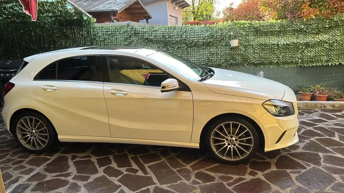 Usata Mercedes A200 Premium 136 CV (100 kW) 2018 Bianco Berlina