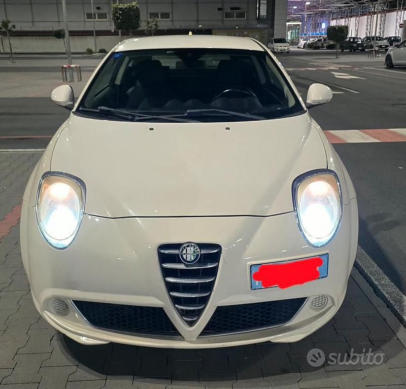 Usata Alfa Romeo MiTo 78 CV (57 kW) 2010 Bianco Utilitaria