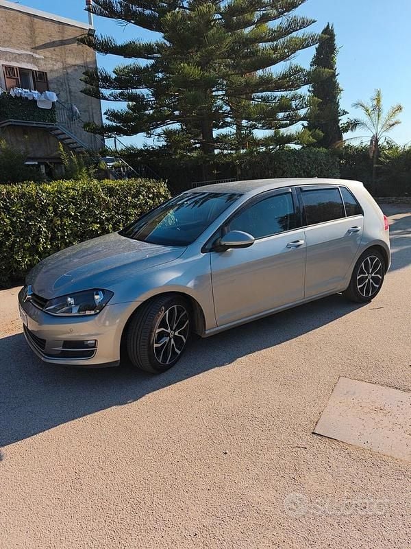 Usata VW Golf VII 110 CV (80 kW) 2017 Grigio Berlina