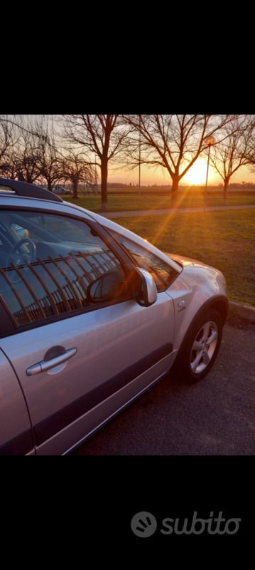 Usata Suzuki SX4 107 CV (78 kW) 2008 Grigio SUV