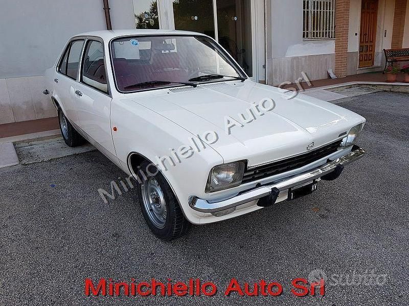 Usata Opel Kadett 1970 Bianco Berlina