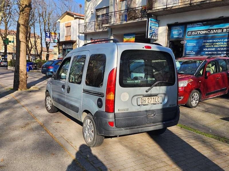 Usado Renault Kangoo 65 CV (47 kW) 2007 Monovolumen