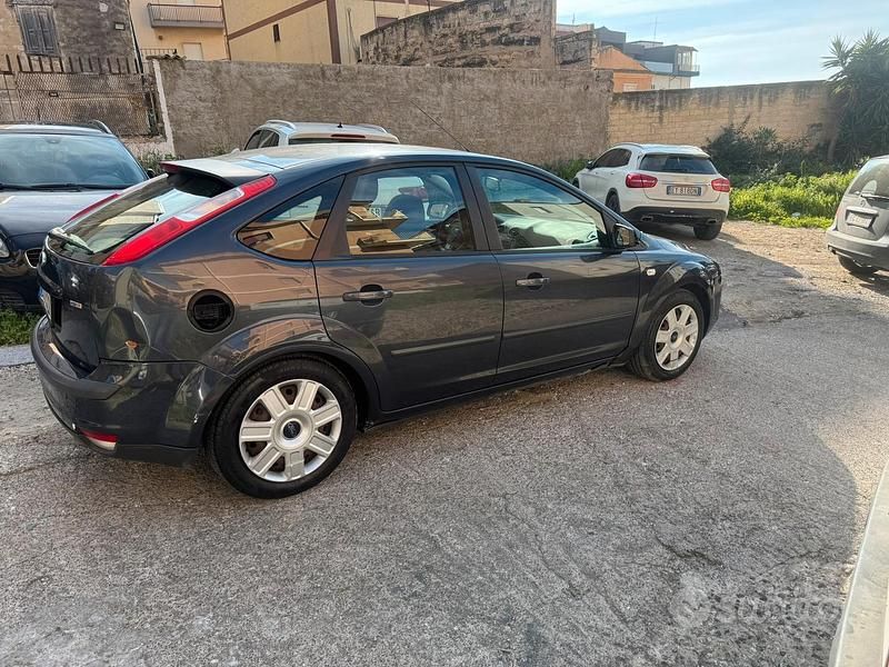 Usata Ford Focus 110 CV (80 kW) 2007 Berlina