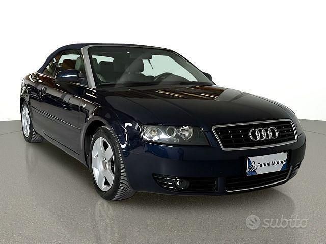 Usata Audi A4 Cabriolet 163 CV (119 kW) 2004 Blu Cabrio
