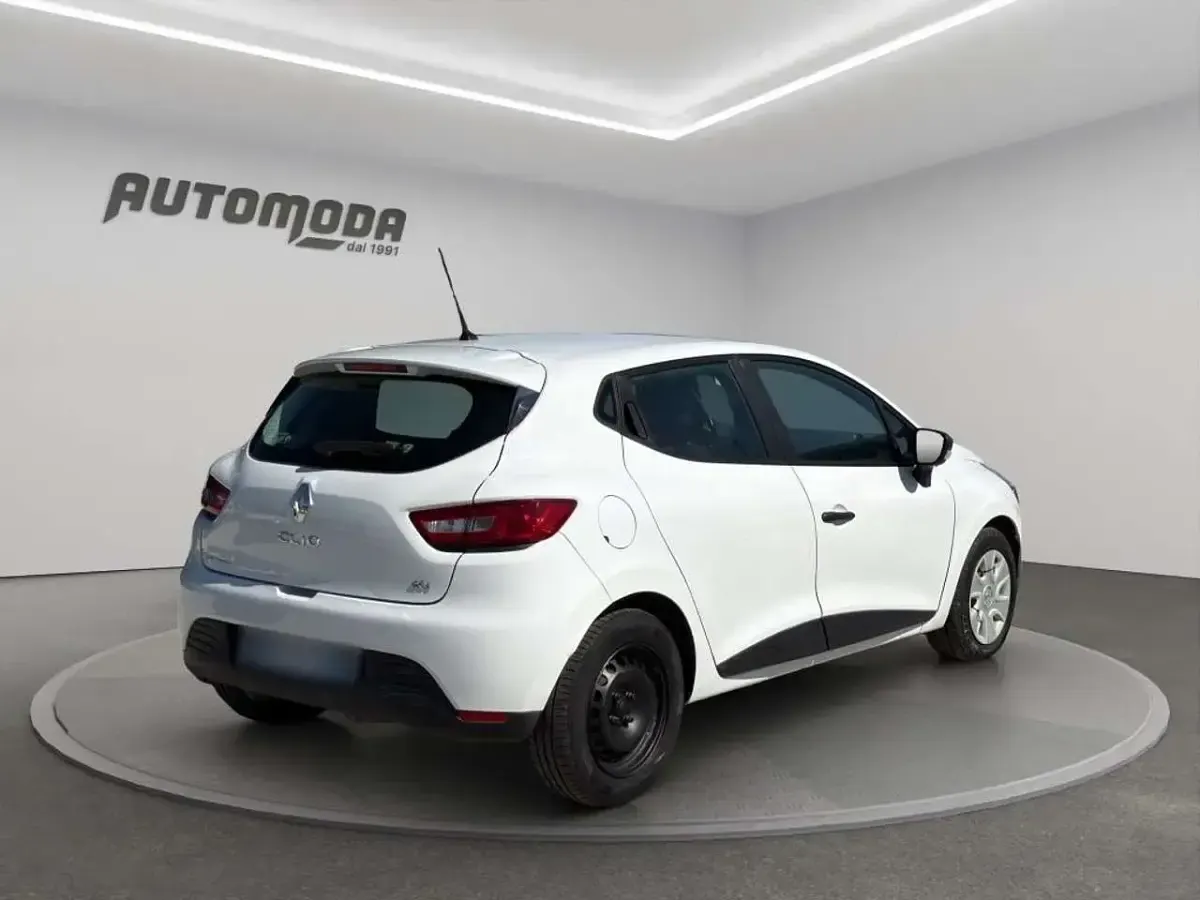 Usata Renault Clio IV 75 CV (55 kW) 2015 Bianco Furgone