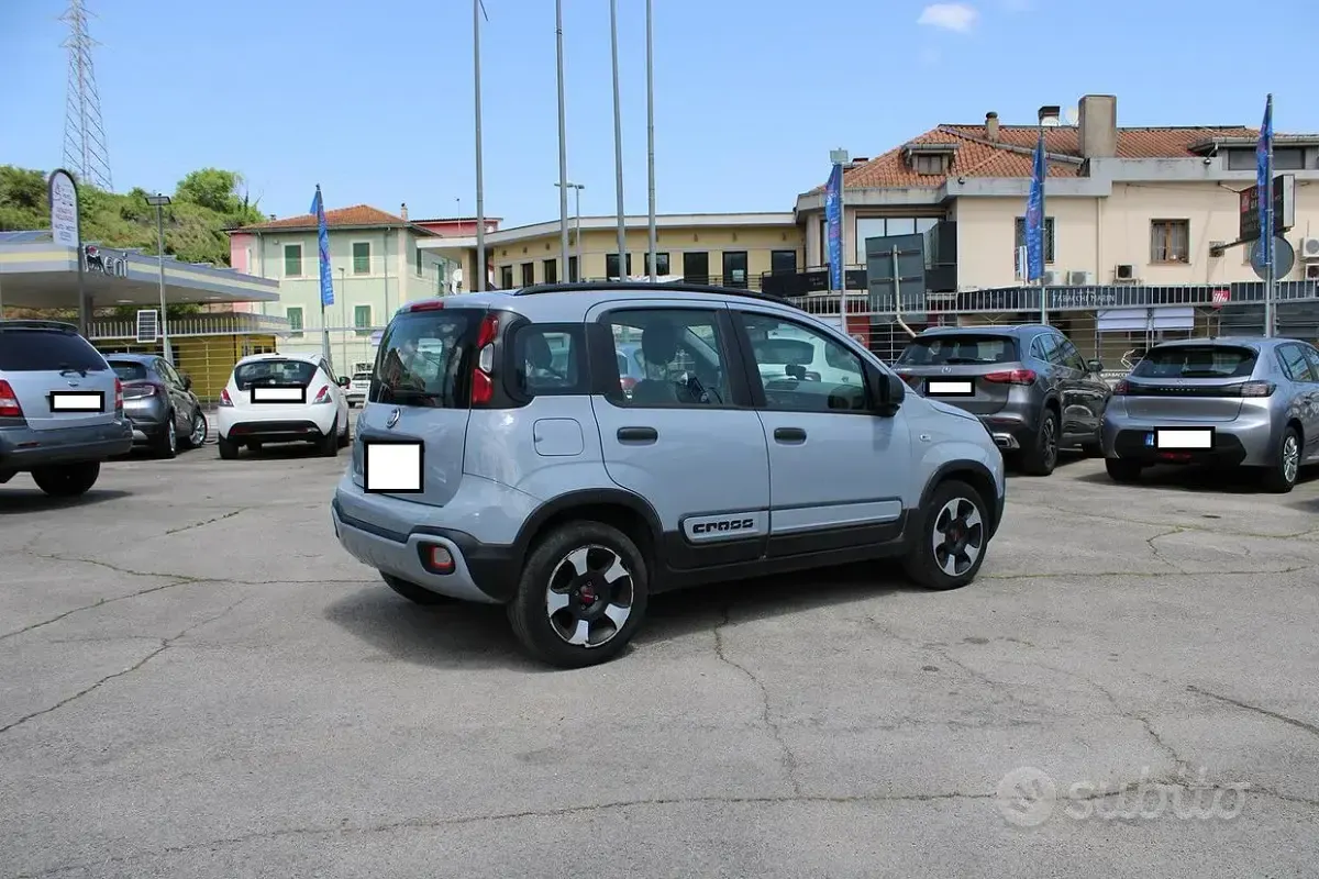 Usata Fiat Panda Cross Cross 69 CV (50 kW) 2018 Grigio Utilitaria
