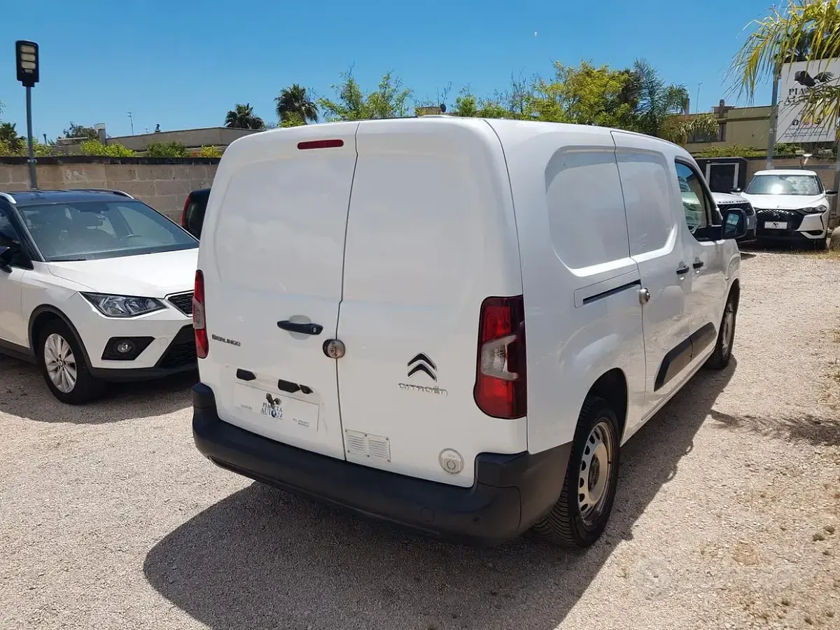 Usata Citroën Berlingo 102 CV (75 kW) 2019 Bianco Monovolume