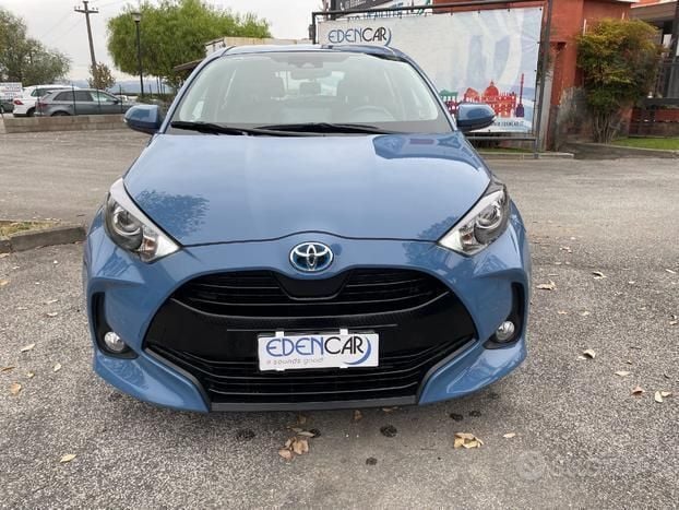 Usata Toyota Yaris Active 108 CV (79 kW) 2021 Berlina
