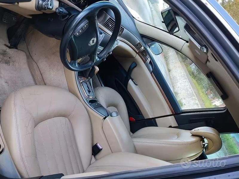 Usata Lancia Thesis 175 CV (128 kW) 2003 Grigio Berlina