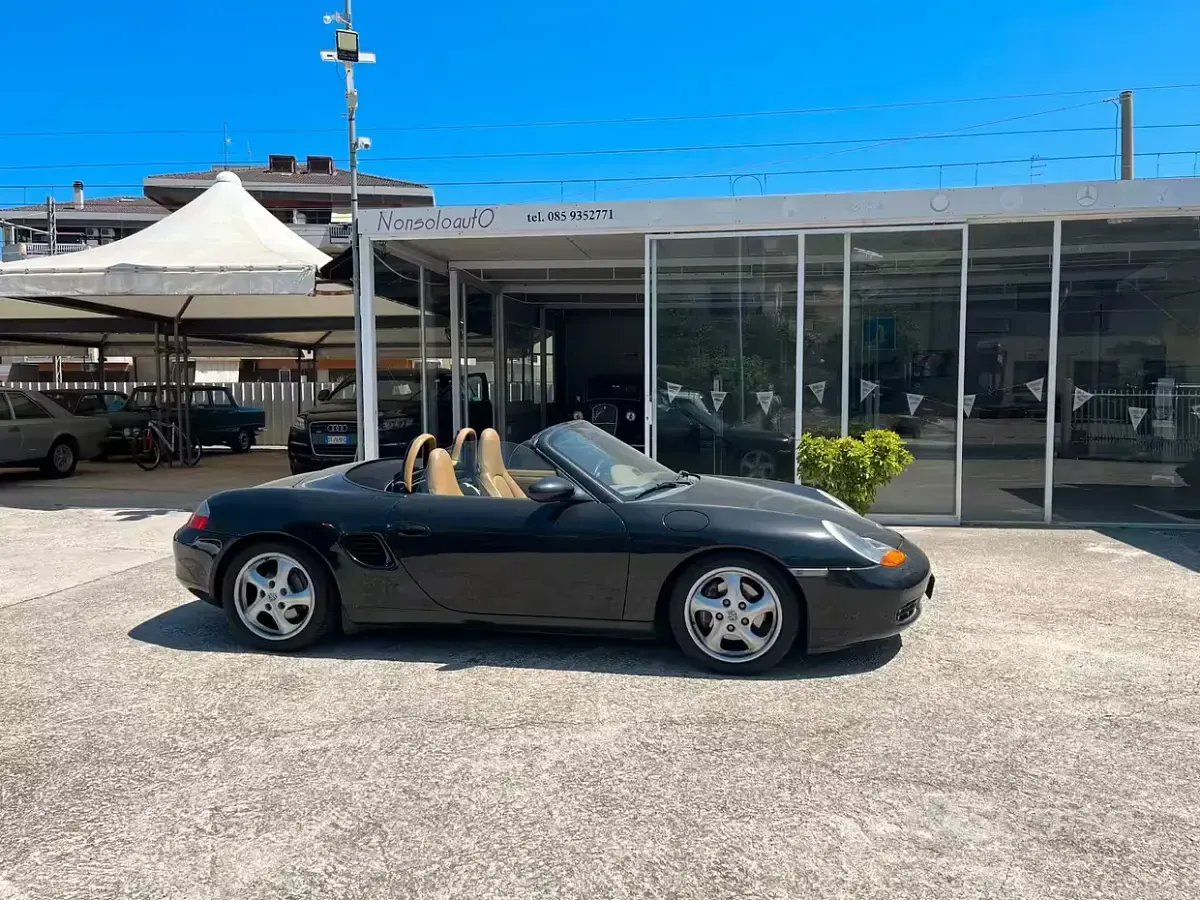 Usata Porsche Boxster 204 CV (150 kW) 1998 Nero Cabrio