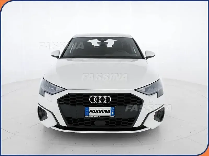 Usata Audi A3 e-tron 150 CV (110 kW) 2023 Bianco Utilitaria