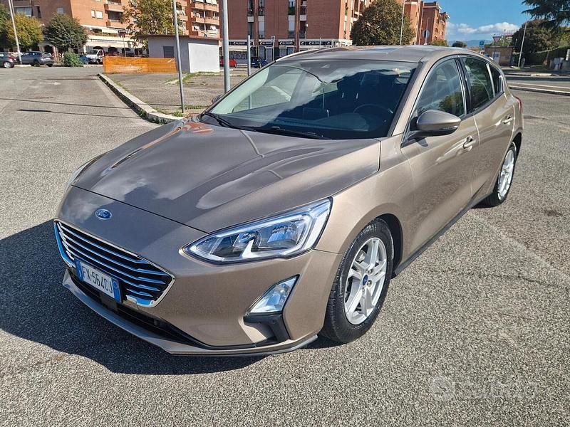 Usata Ford Focus 120 CV (88 kW) 2019 Marrone Berlina
