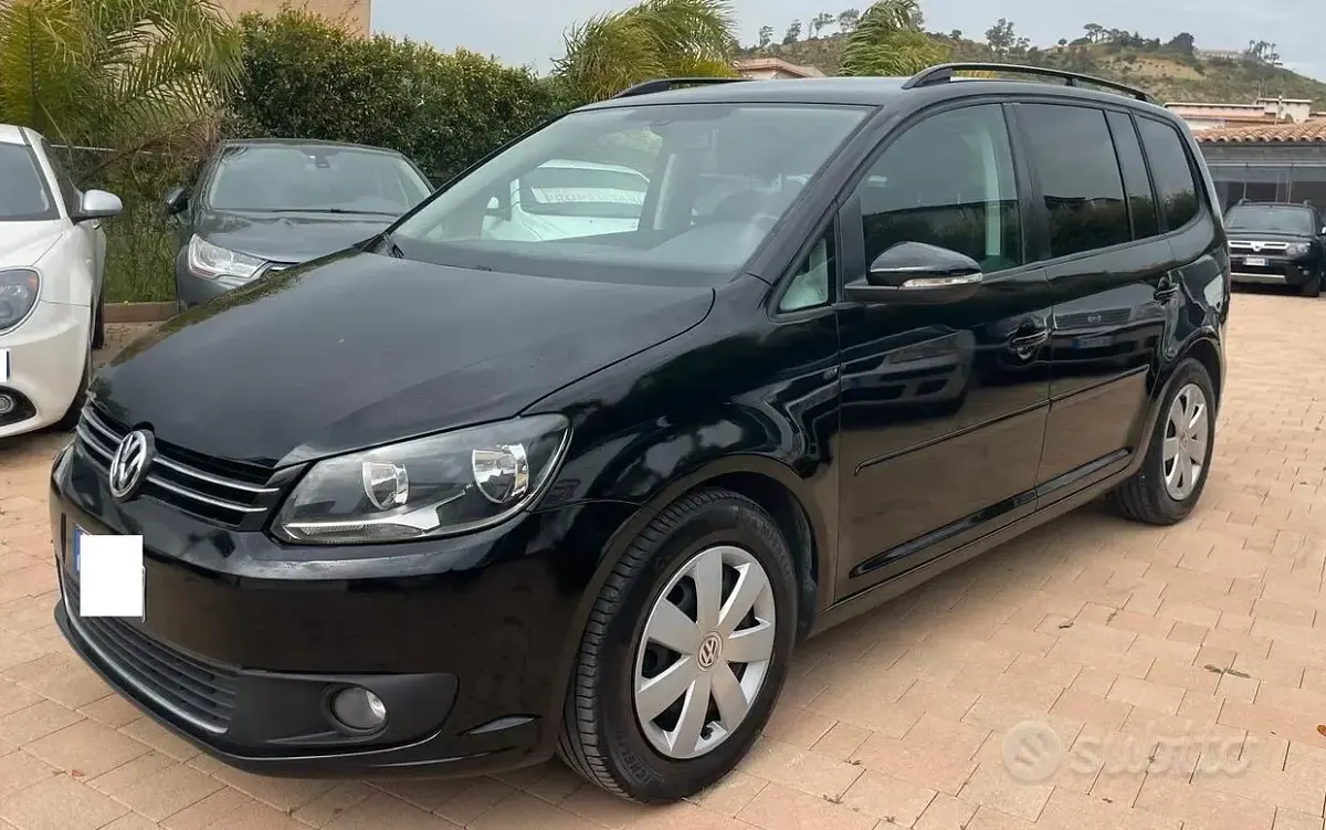 Usata VW Touran 110 CV (80 kW) 2016 Nero Monovolume