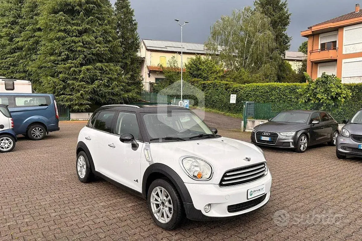 Usata Mini Cooper D Countryman 111 CV (81 kW) 2012 Bianco SUV