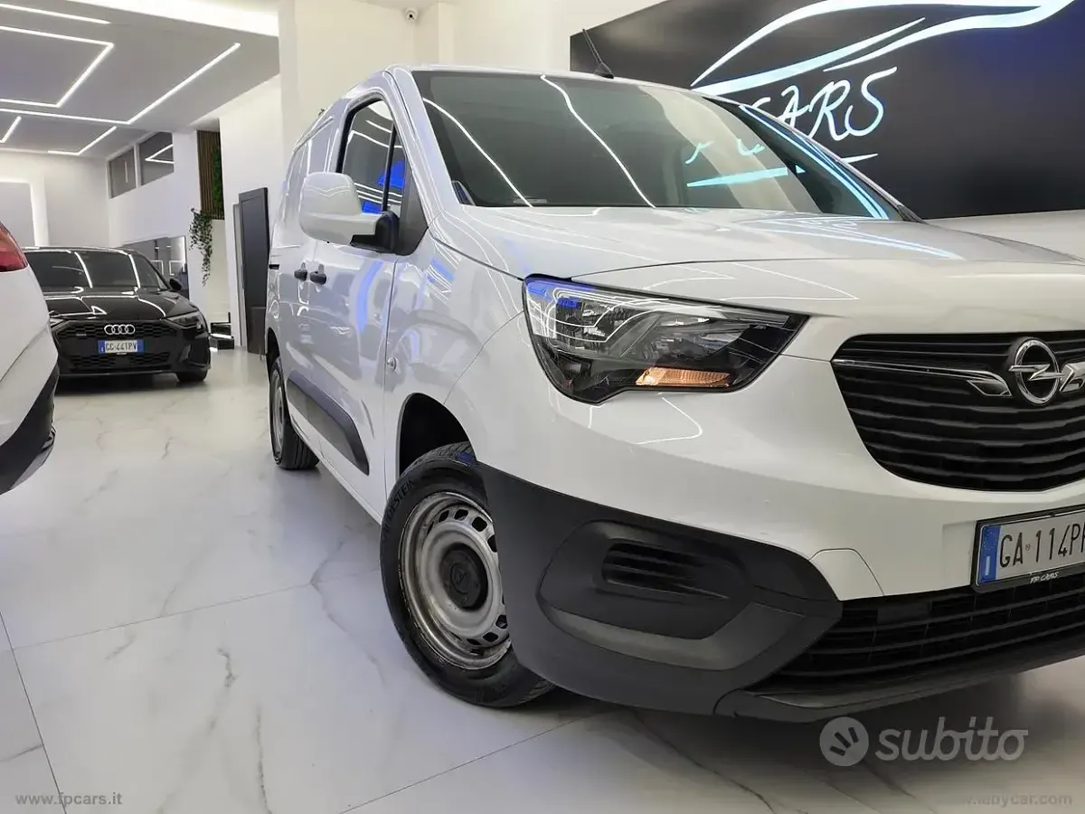 Occasion Opel Combo S 102 ch (75 kW) 2020 Blanc Monospace
