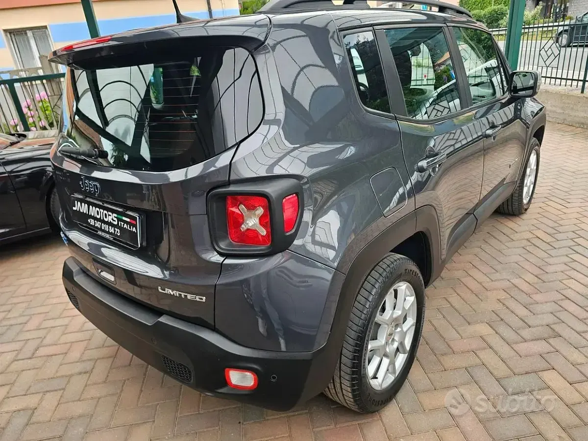 Usata Jeep Renegade Limited 131 CV (96 kW) 2022 Grigio SUV