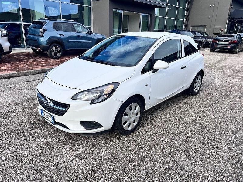 Usata Opel Corsa 75 CV (55 kW) 2017 Bianco Furgone