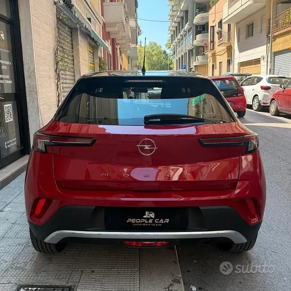 Usata Opel Mokka 101 CV (74 kW) 2023 Rosso SUV