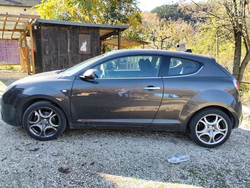 Usata Alfa Romeo MiTo 95 CV (69 kW) 2013 Grigio Utilitaria