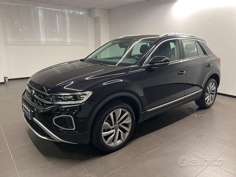 Usata VW T-Roc Style 116 CV (85 kW) 2023 Nero SUV
