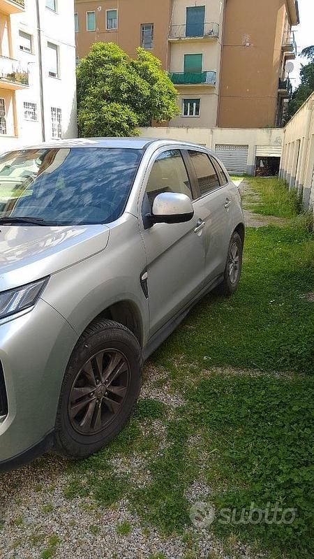 Usata Mitsubishi ASX 150 CV (110 kW) 2021 Grigio SUV