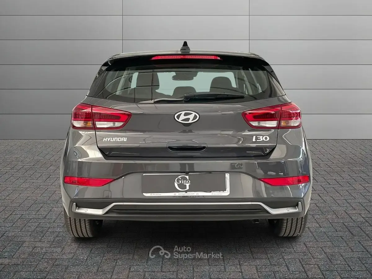 Nuova Hyundai i30 275 CV (202 kW) 2026 Gray Berlina