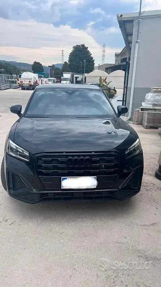 Usata Audi Q2 150 CV (110 kW) 2024 Nero SUV