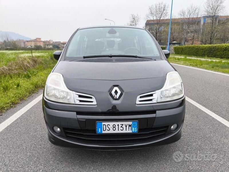 Usato 2009 Renault Modus 1.2 Benzin (3.800 €)