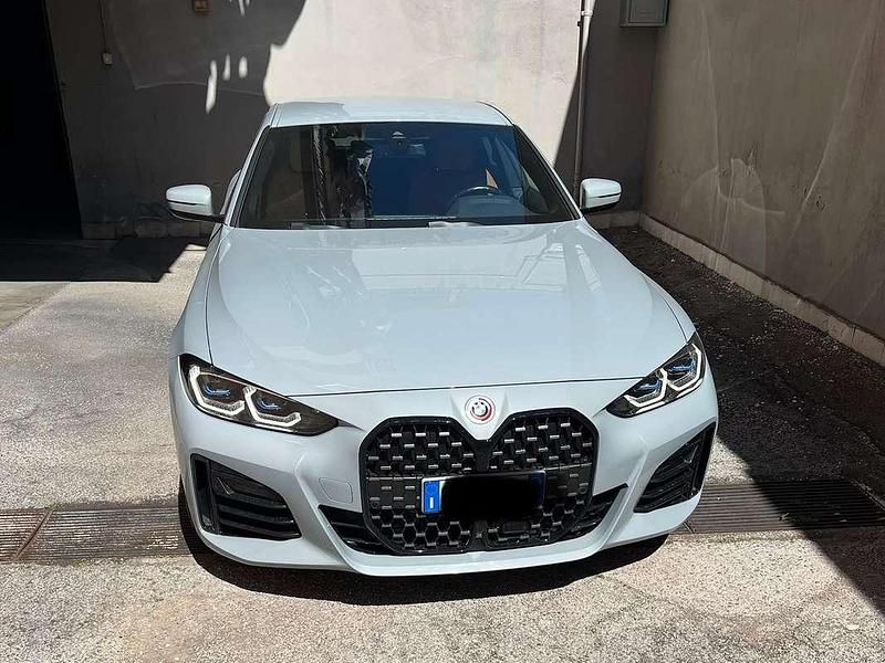 Usata BMW 420 M Sport 190 CV (139 kW) 2022 Blu/azzurro Coupé