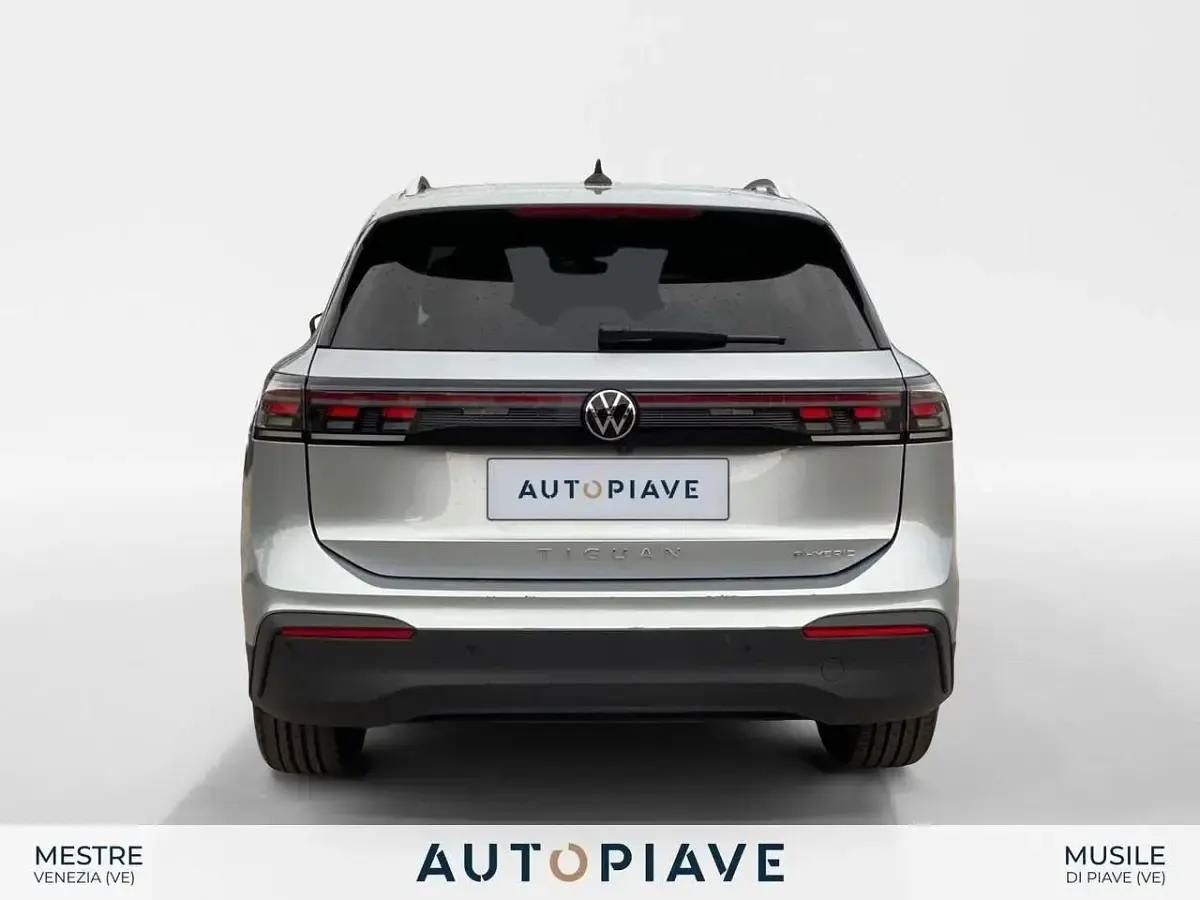 Usata VW Tiguan Edition 204 CV (150 kW) 2025 Grigio SUV