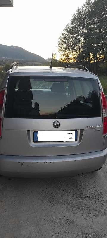 Usata Skoda Roomster Ambition 90 CV (66 kW) 2011 Argento Monovolume