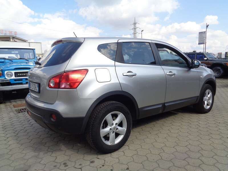 Usata Nissan Qashqai Tekna 117 CV (86 kW) 2007 Grigio SUV