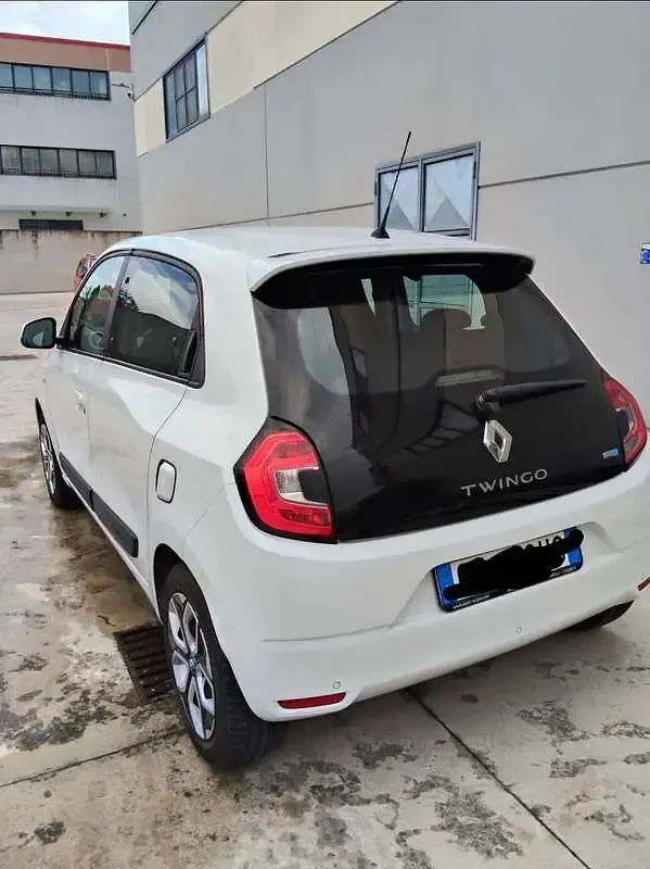 Usata Renault Twingo Vibes 30 kW (42 CV) 2021 Bianco Utilitaria