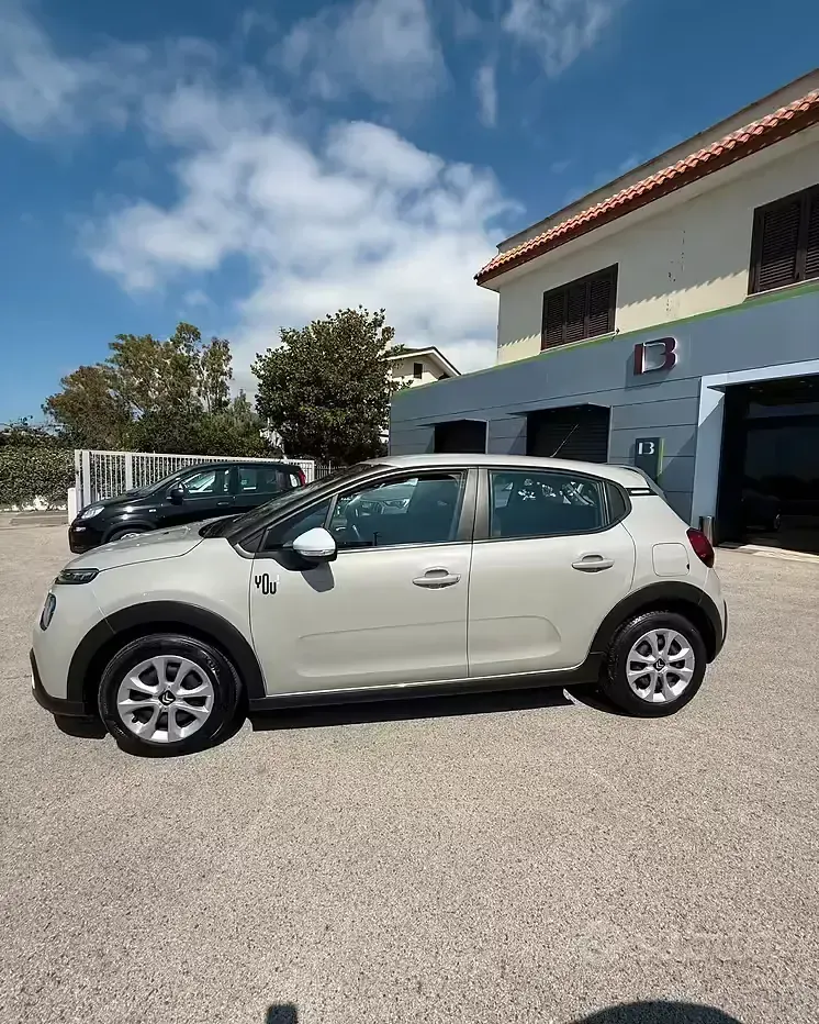 Usata Citroën C3 PureTech 83 CV (61 kW) 2023 Beige Utilitaria