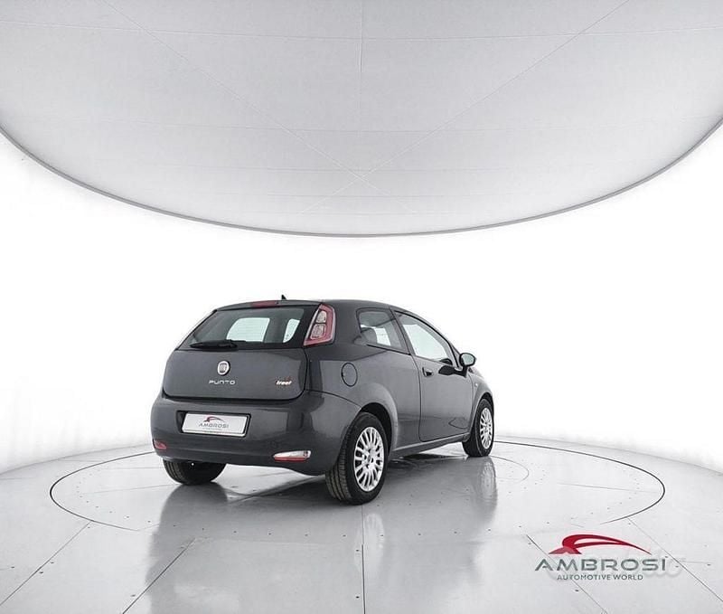 Usata Fiat Punto Lounge 75 CV (55 kW) 2014 Grigio Utilitaria