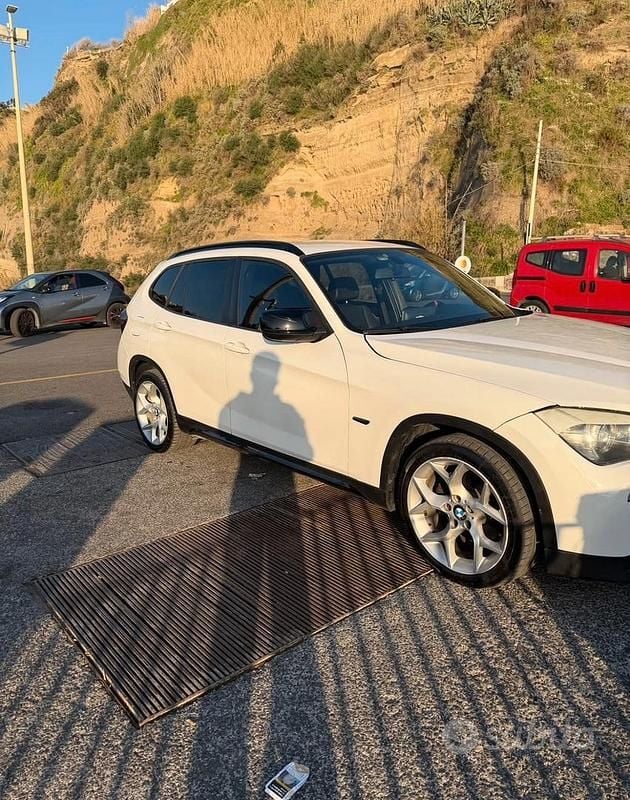 Usata BMW X1 143 CV (105 kW) 2012 Bianco SUV