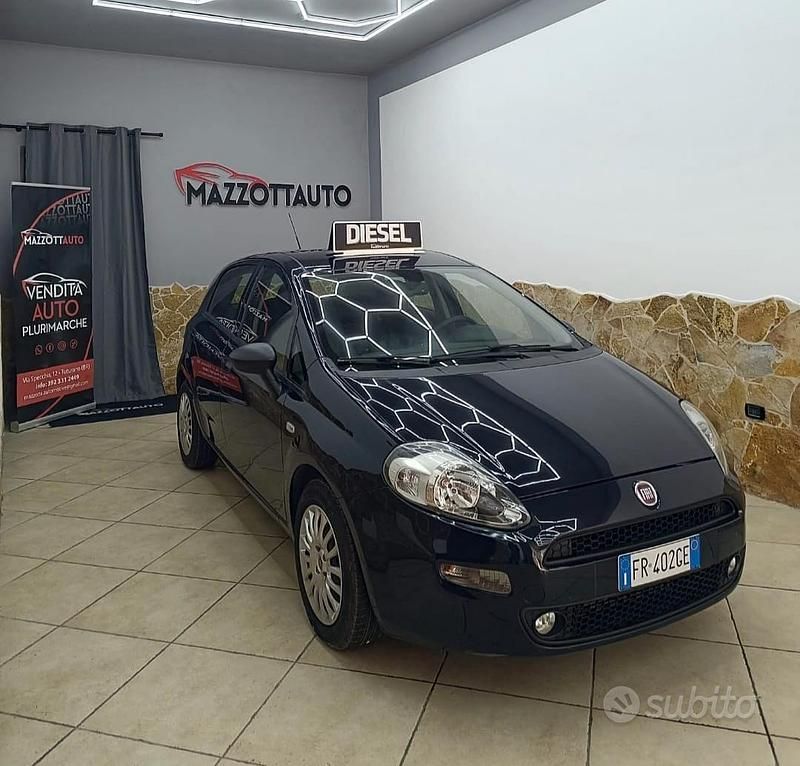 Usata Fiat Punto S 95 CV (69 kW) 2018 Blu Utilitaria