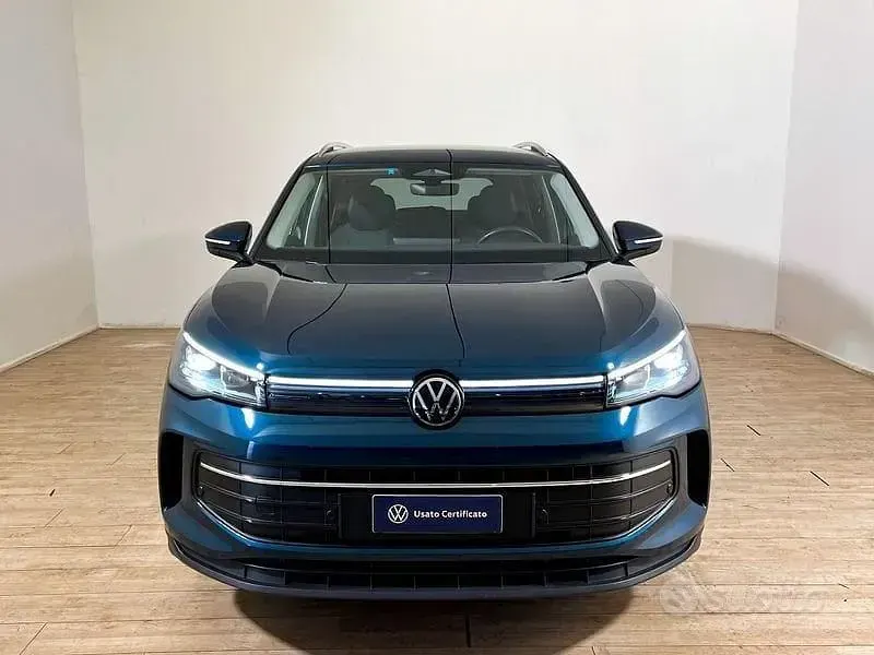 Usata VW Tiguan Edition 150 CV (110 kW) 2024 Night shade blu SUV