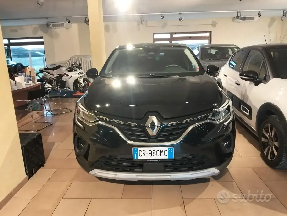Usata Renault Captur Techno 91 CV (66 kW) 2023 Nero SUV