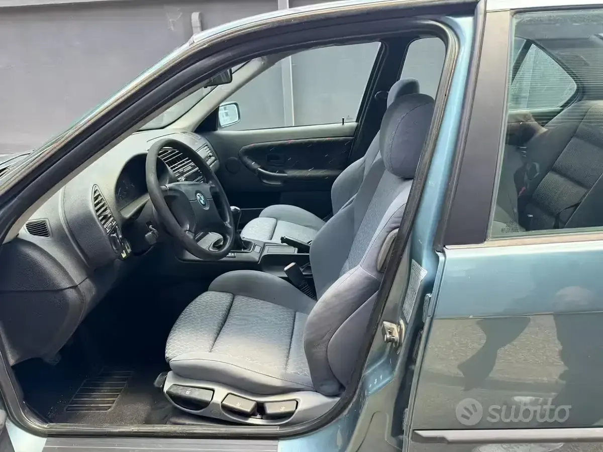 Usata BMW 316 M Sport 102 CV (75 kW) 1997 Berlina