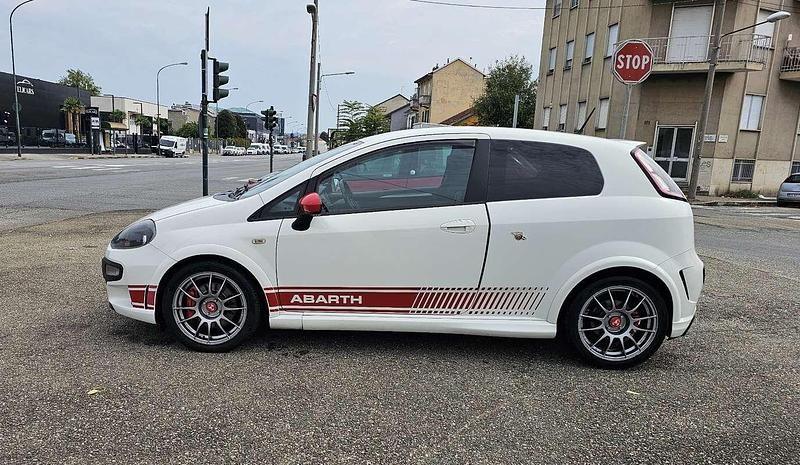 Usata Abarth Punto Evo 163 CV (119 kW) 2012 Utilitaria